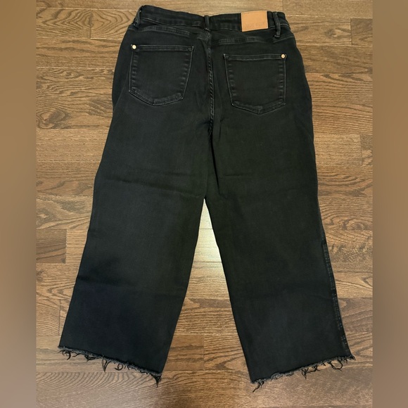 Judy Blue Wide Leg Crop - Picture 3 of 5